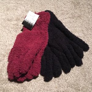 2 sets of new Kensie gloves